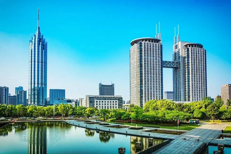 beautiful-city_1127-3353